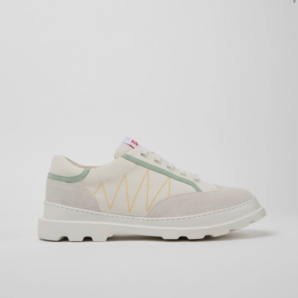 NWOB Camper Brutus white cotton sneaker w green. Sz 42 / W10 / M8